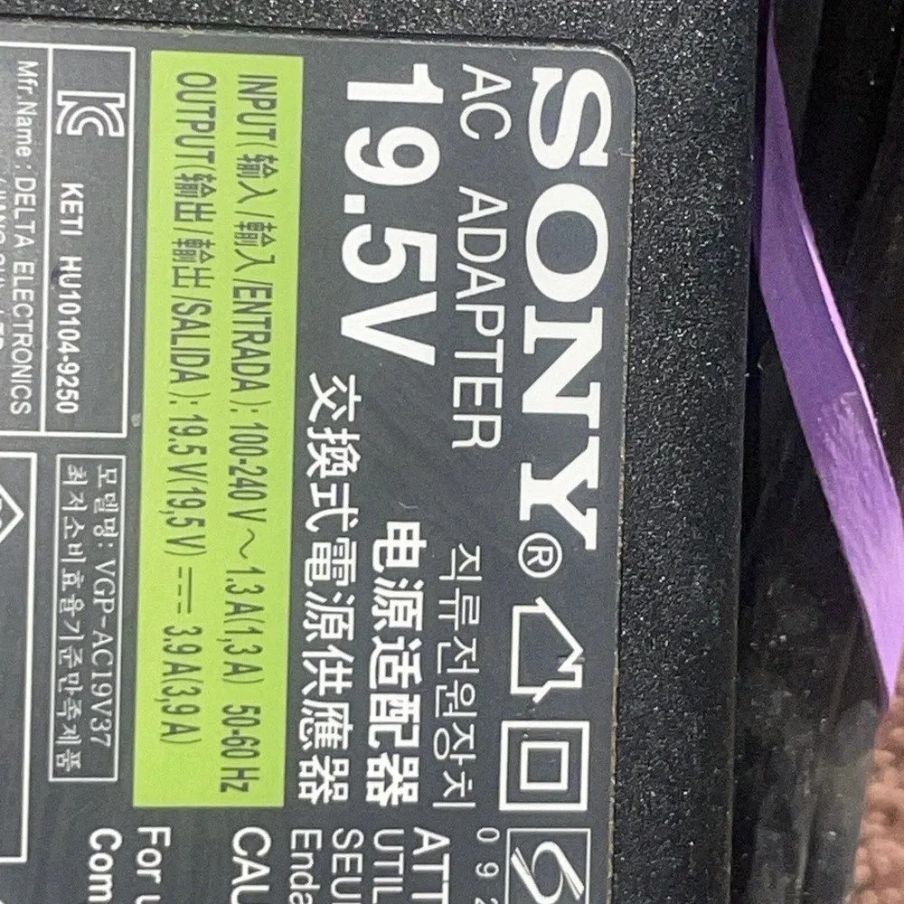 Genuine Sony Laptop Charger V85 AC Adapter 19.5v‎ ~ VGP-AC19V37